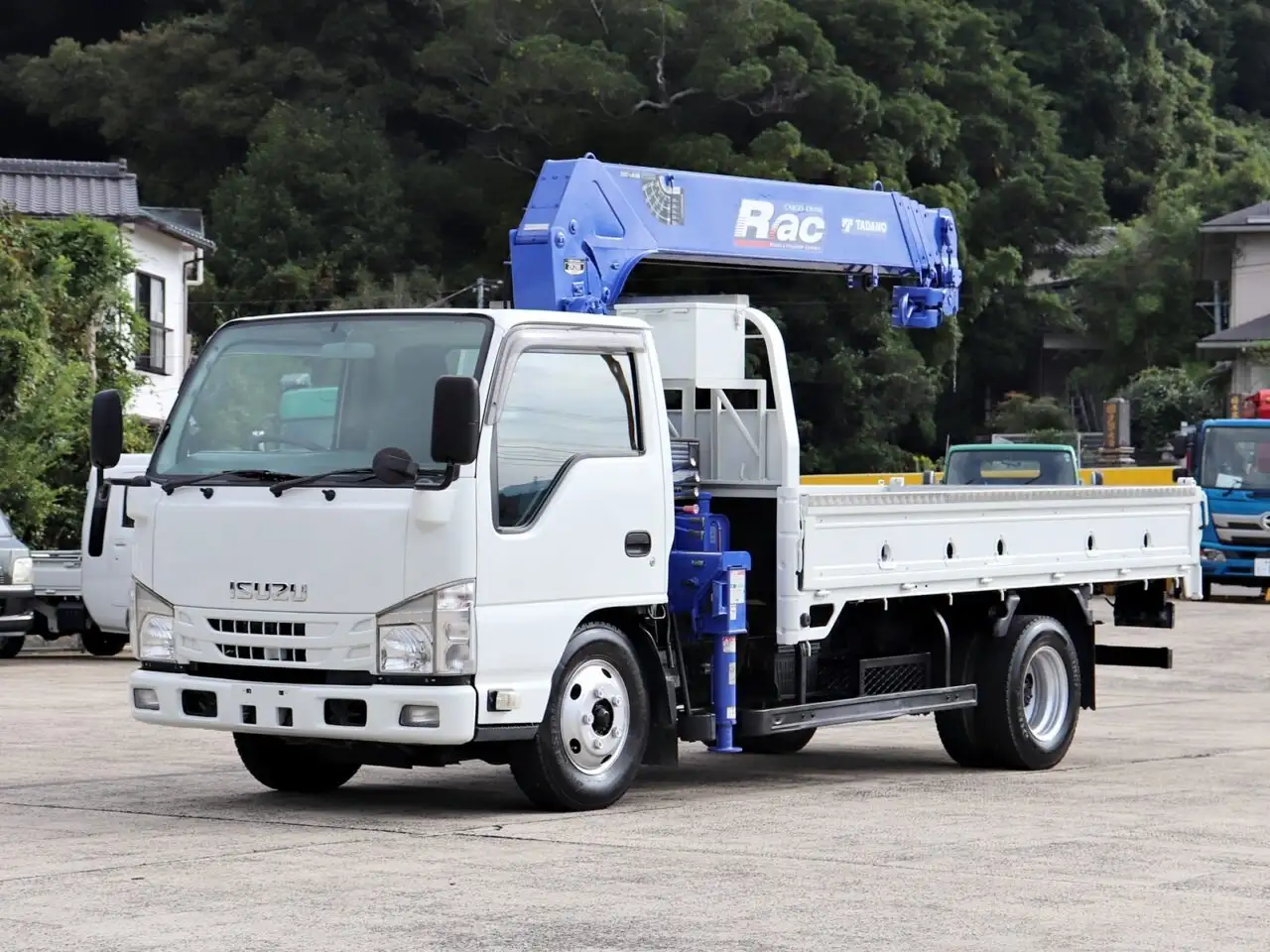 いすゞ エルフ 小型 クレーン付 5段 ラジコン の中古トラック【車両No.198291】