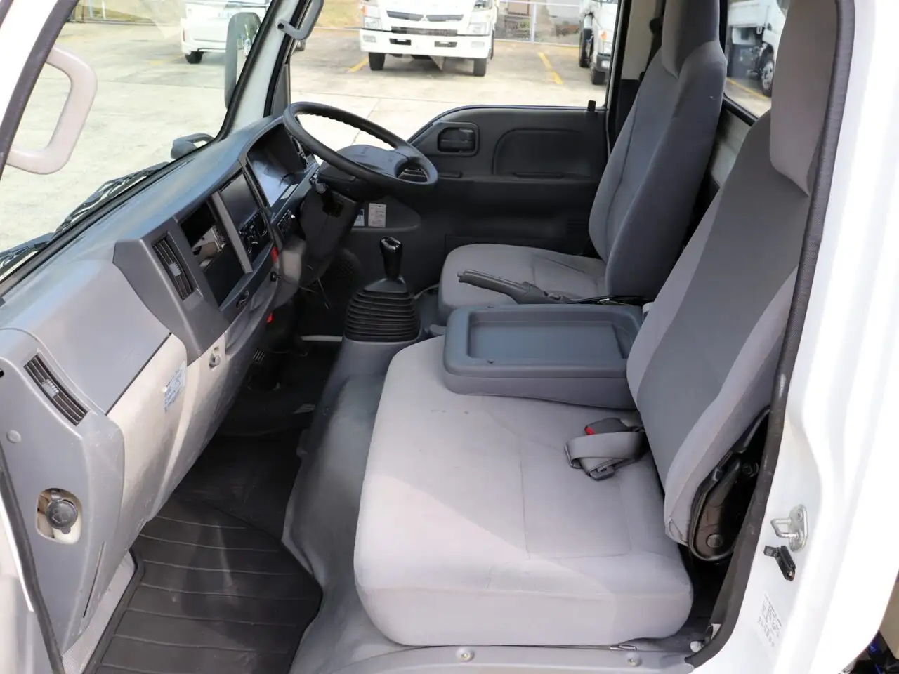 いすゞ エルフ 小型 クレーン付 5段 ラジコンの中古トラック画像14