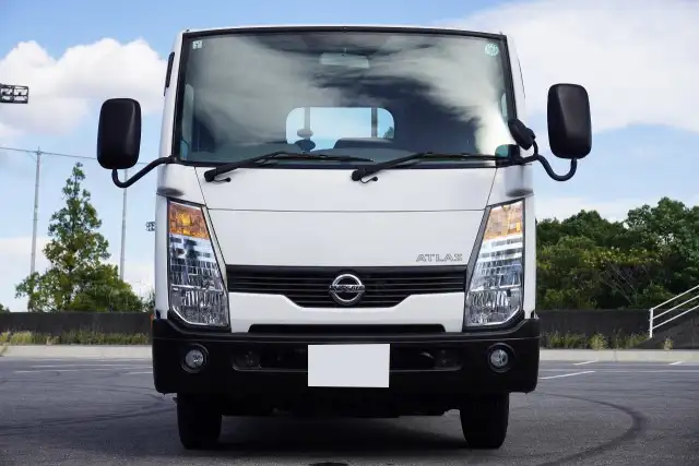 日産 アトラス 小型 平ボディ パワーゲート 床鉄板の中古トラック画像2