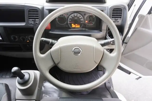 日産 アトラス 小型 平ボディ パワーゲート 床鉄板の中古トラック画像13