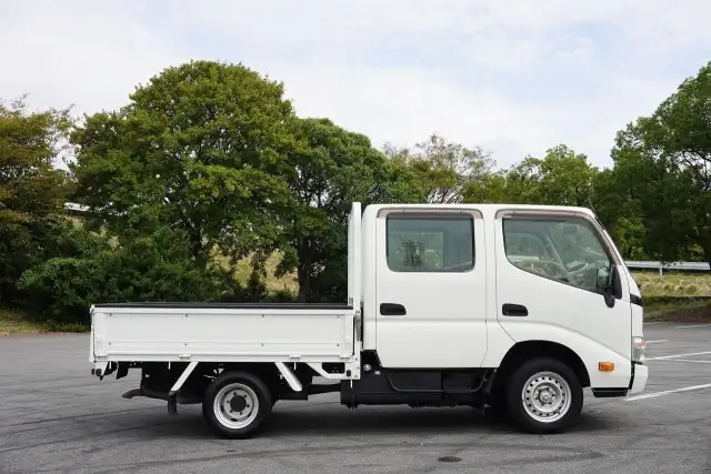 トヨタ ダイナ 小型 平ボディ Wキャブ 床鉄板の中古トラック画像3