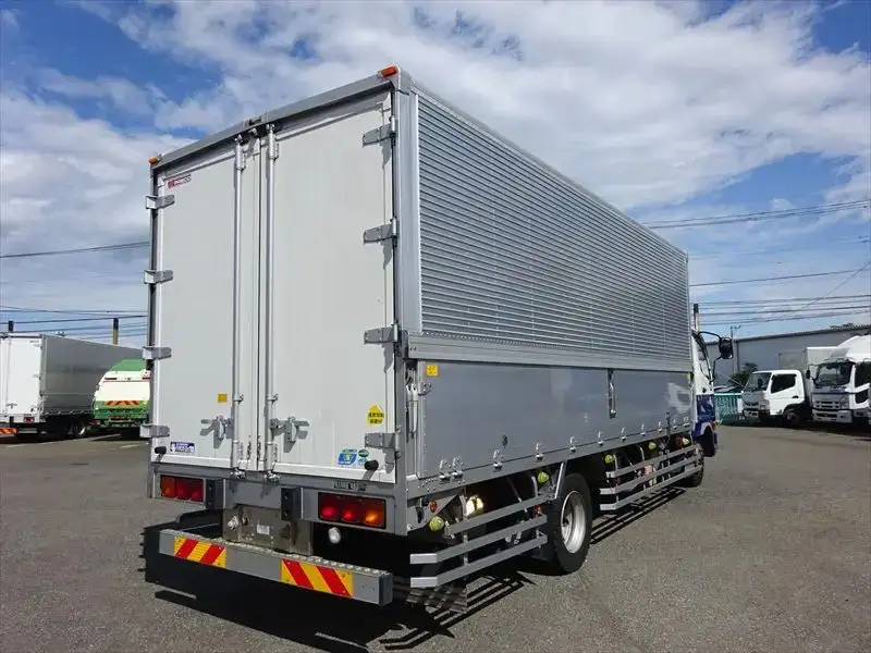 三菱 ファイター 中型/増トン ウイング エアサス ベッドの中古トラック画像3