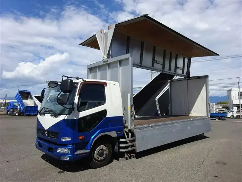 三菱 ファイター 中型/増トン ウイング エアサス ベッドの中古トラック画像6