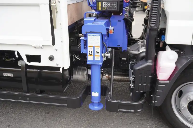 三菱 キャンター 小型 クレーン付 4段 ラジコンの中古トラック画像8