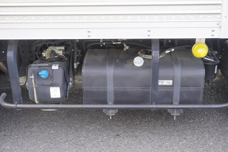 三菱 キャンター 小型 アルミバン パワーゲート サイドドアの中古トラック画像16