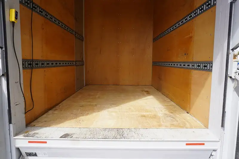 三菱 キャンター 小型 アルミバン パワーゲート サイドドアの中古トラック画像7