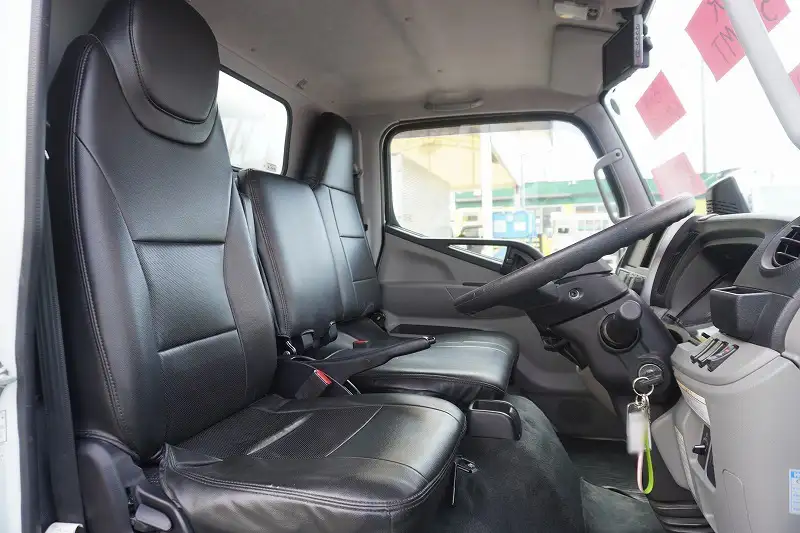 三菱 キャンター 小型 アルミバン パワーゲート サイドドアの中古トラック画像11