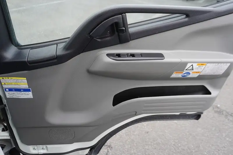 三菱 キャンター 小型 クレーン付 4段 ラジコンの中古トラック画像15