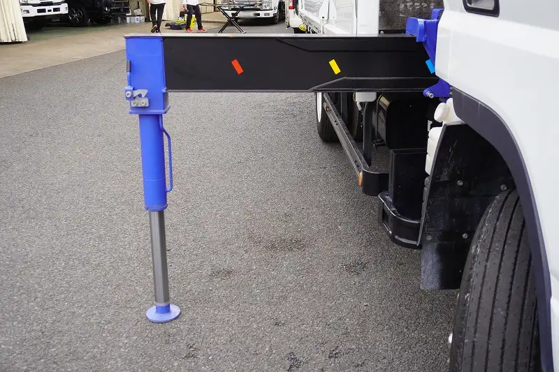 三菱 キャンター 小型 クレーン付 4段 ラジコンの中古トラック画像9