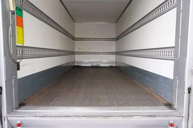 いすゞ エルフ 小型 アルミバン パワーゲート TRG-NLR85ANの中古トラック画像4