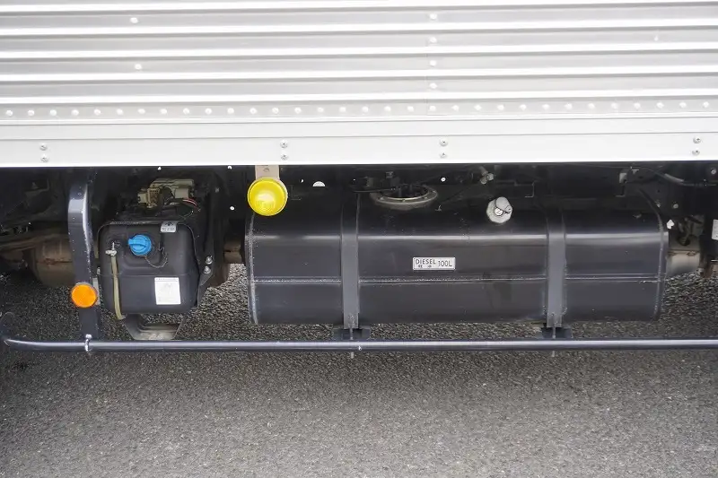 三菱 キャンター 小型 アルミバン サイドドア 2PG-FEB80の中古トラック画像16