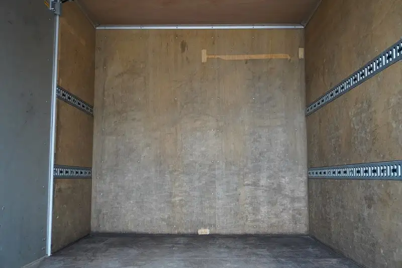 三菱 キャンター 小型 アルミバン サイドドア 2PG-FEB80の中古トラック画像5