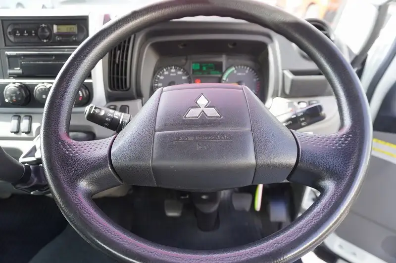 三菱 キャンター 小型 アルミバン サイドドア 3枚観音の中古トラック画像12