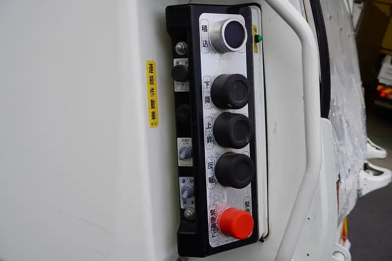 日野 レンジャー 中型/増トン パッカー車 プレス式 2DG-GC2ABAの中古トラック画像8