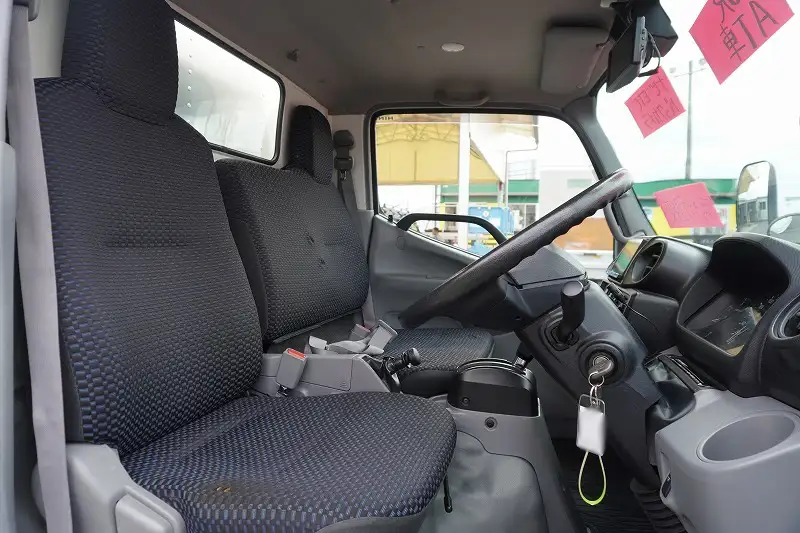 日野 デュトロ 小型 アルミバン 2RG-XZC605M R2の中古トラック画像11