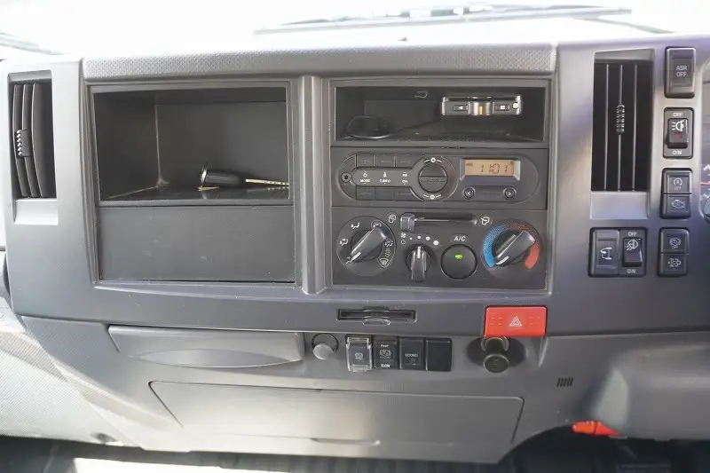 いすゞ エルフ 小型 アルミバン パワーゲート TRG-NPR85ANの中古トラック画像13