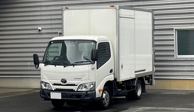 トヨタ ダイナ 小型 アルミバン 10尺