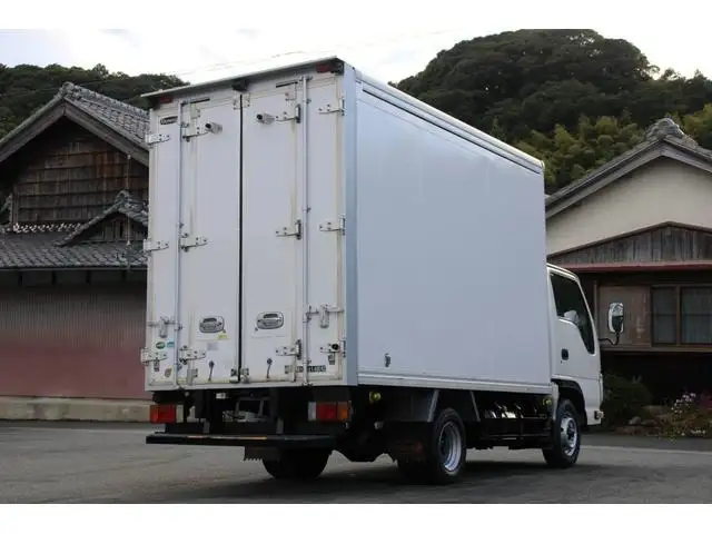 いすゞ エルフ 小型 アルミバン  H26の中古トラック画像2