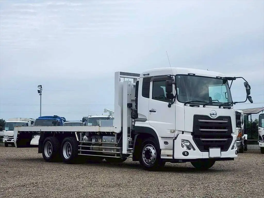日産UD クオン 大型 車両重機運搬 ベッド 2PG-CW5BLの中古トラック画像3