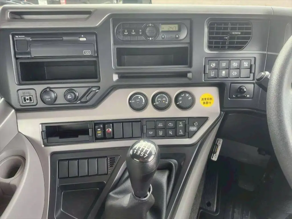 日産UD クオン 大型 車両重機運搬 ベッド 2PG-CW5BLの中古トラック画像14