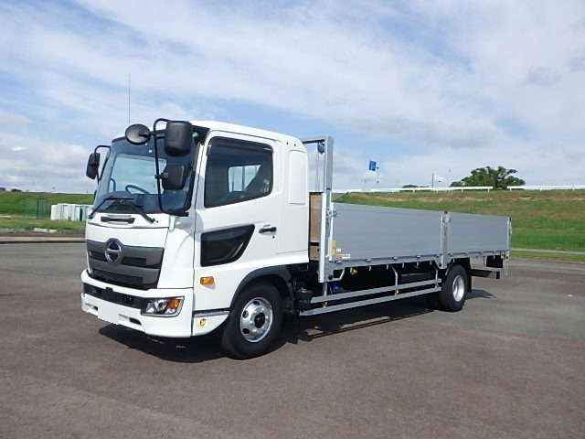 いすゞ エルフ 小型 平ボディ KR-NHR69 H18 の中古トラック【車両No.197877】