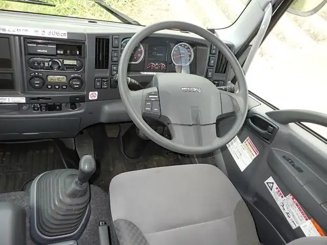 いすゞ フォワード 中型/増トン クレーン付 4段 ラジコンの中古トラック画像13