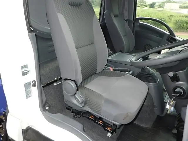 いすゞ フォワード 中型/増トン クレーン付 4段 ラジコンの中古トラック画像12