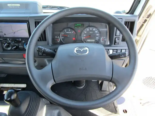 マツダ タイタン 小型 平ボディ 2RG-LHR88A R2の中古トラック画像11