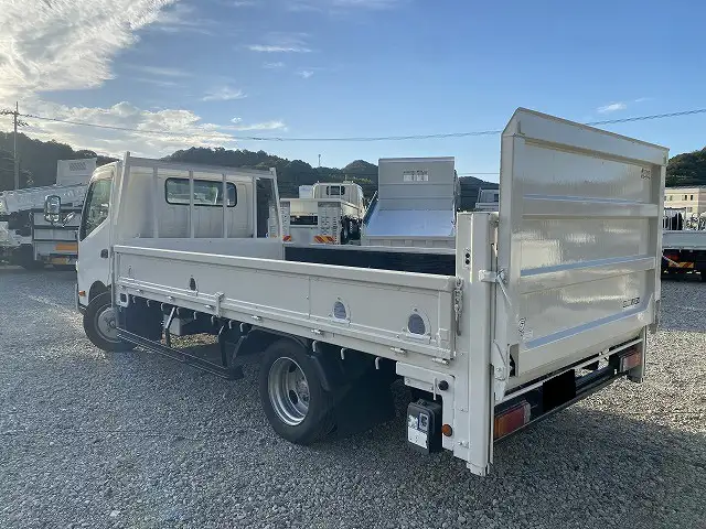 日野 デュトロ 小型 平ボディ パワーゲート SKG-XZU710Mの中古トラック画像5
