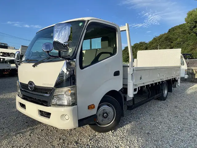 日野 デュトロ 小型 平ボディ パワーゲート SKG-XZU710M の中古トラック【車両No.198373】