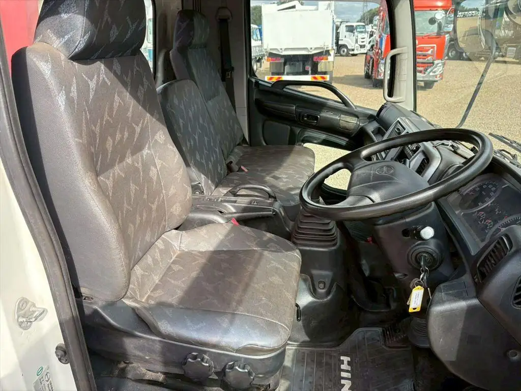 日野 レンジャー 中型/増トン クレーン付 4段 ラジコンの中古トラック画像13