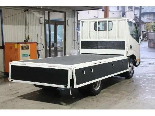 日野 デュトロ 小型 平ボディ  H23の中古トラック画像4