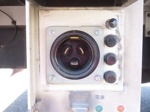 日産UD コンドル 中型/増トン 冷凍冷蔵 2PG-BRR90T2 R2の中古トラック画像9