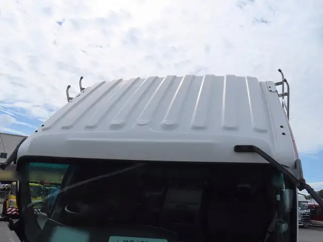 いすゞ フォワード 中型/増トン 平ボディ 床鉄板 エアサスの中古トラック画像8