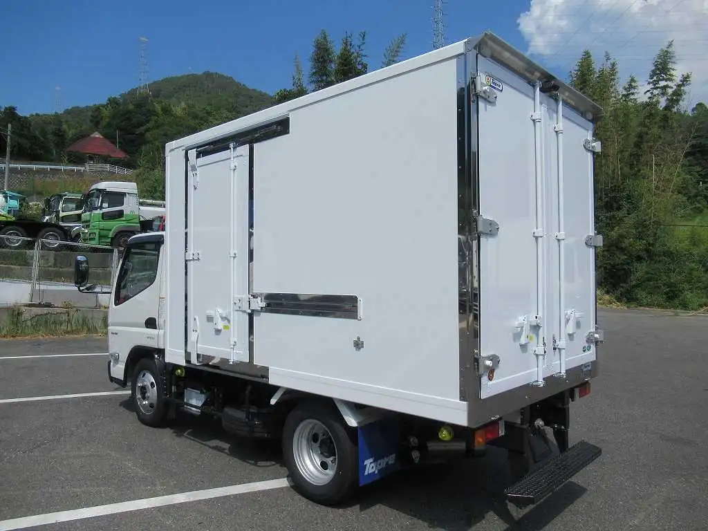三菱 キャンター 小型 冷凍冷蔵 低温 床ステンの中古トラック画像5