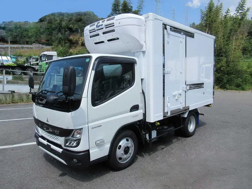 三菱 キャンター 小型 冷凍冷蔵 低温 床ステン の中古トラック【車両No.198470】