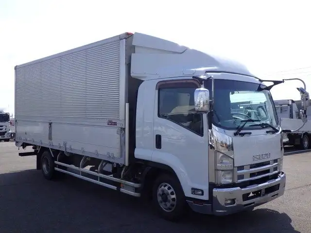いすゞ フォワード 中型/増トン ウイング ベッド TKG-FRR90S2の中古トラック画像2