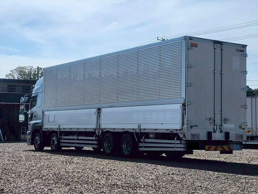 日野 プロフィア 大型 ウイング ハイルーフ 床鉄板の中古トラック画像4