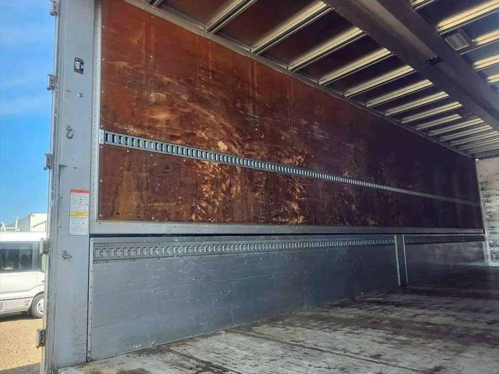 日野 プロフィア 大型 ウイング ハイルーフ 床鉄板の中古トラック画像8