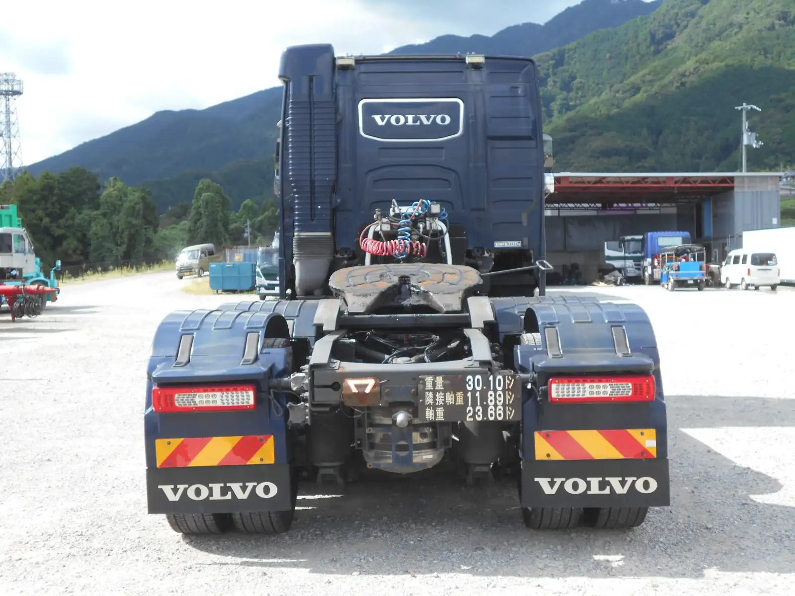 ボルボ トラック 大型 トラクター ハイルーフ 2デフの中古トラック画像5