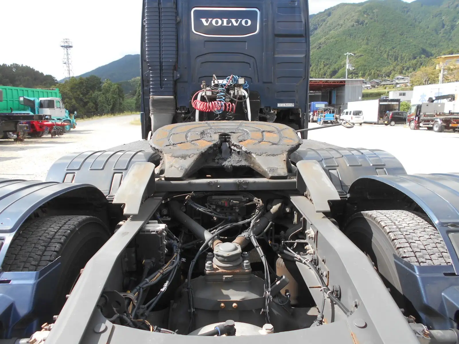 ボルボ トラック 大型 トラクター ハイルーフ 2デフの中古トラック画像7
