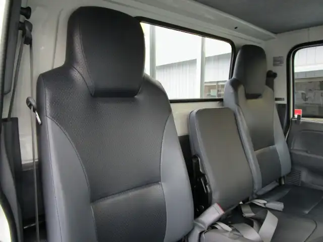 いすゞ エルフ 小型 平ボディ TPG-NJR85A H30の中古トラック画像10