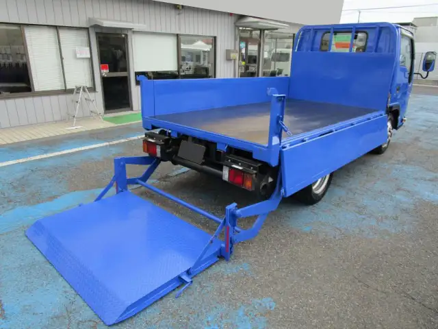 いすゞ エルフ 小型 平ボディ パワーゲート 床鉄板の中古トラック画像4