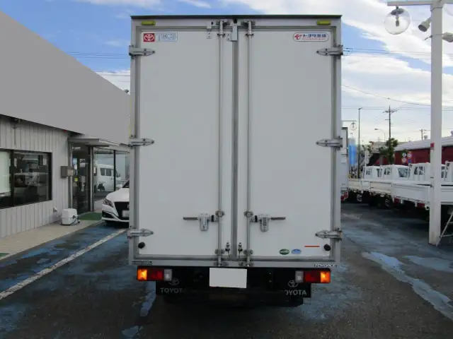 トヨタ トヨエース 小型 アルミバン TPG-XZU605 H30の中古トラック画像3