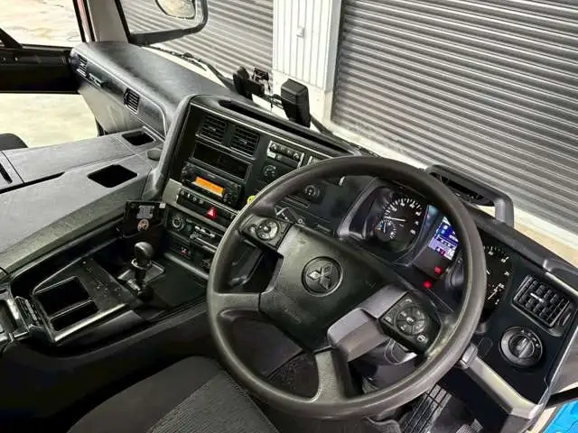 三菱 スーパーグレート 大型 車両重機運搬 ウインチ ベッドの中古トラック画像14