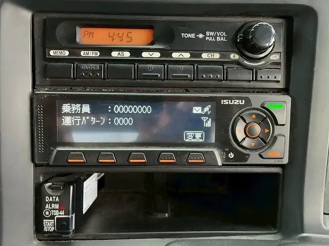いすゞ ギガ 大型 ウイング エアサス ベッドの中古トラック画像15