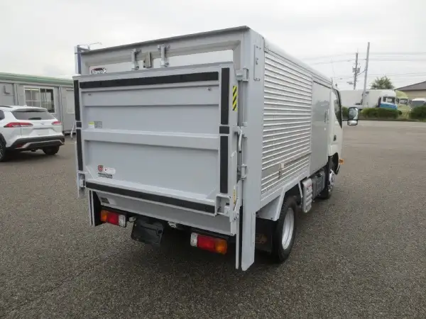 日野 デュトロ 小型 アルミバン パワーゲート サイドドアの中古トラック画像5