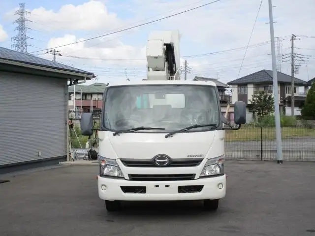 日野 デュトロ 小型 高所・建柱車 高所作業車 TKG-XZU700Xの中古トラック画像2