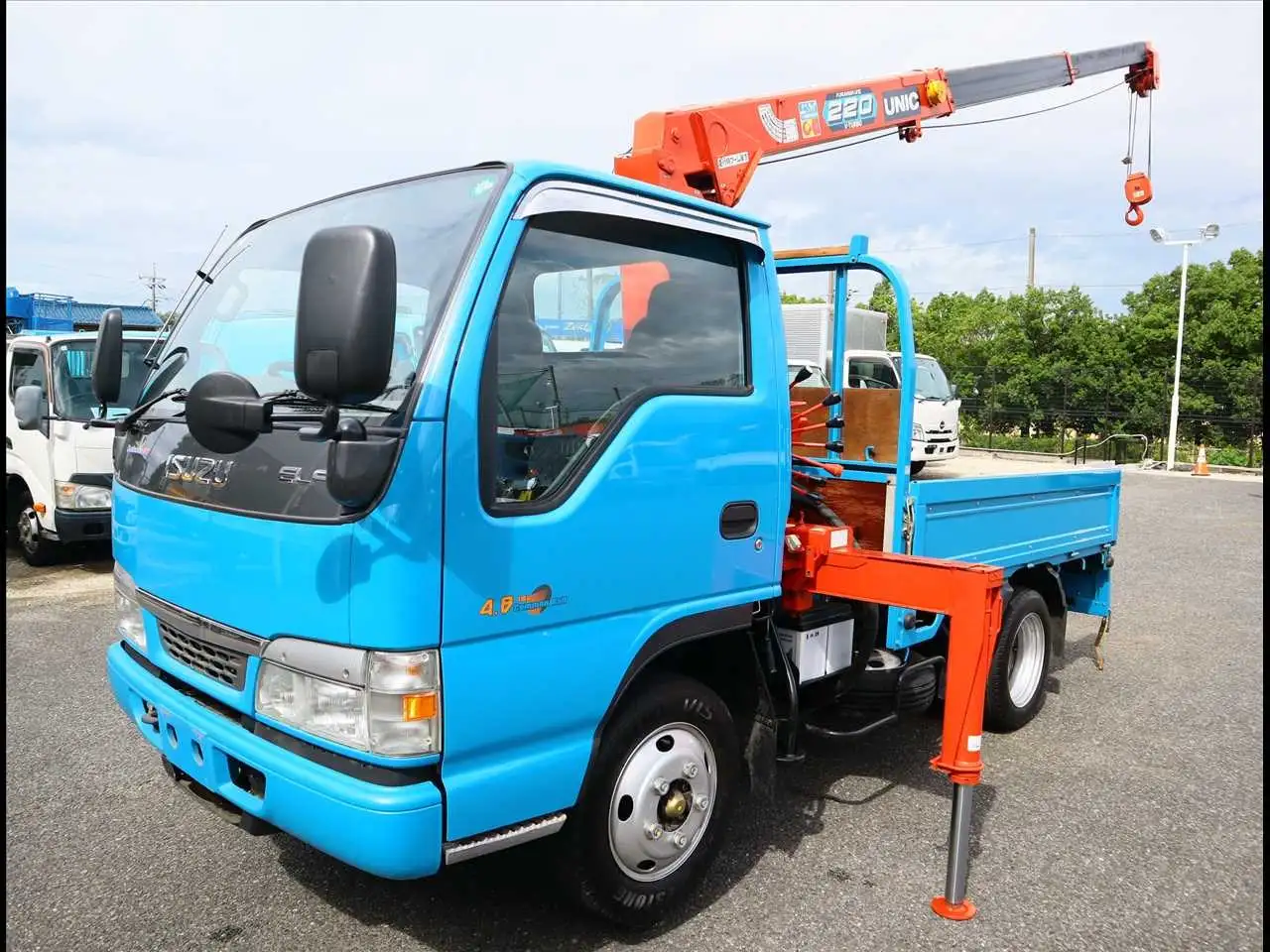 いすゞ エルフ 小型 クレーン付 3段 フックイン の中古トラック【車両No.198648】