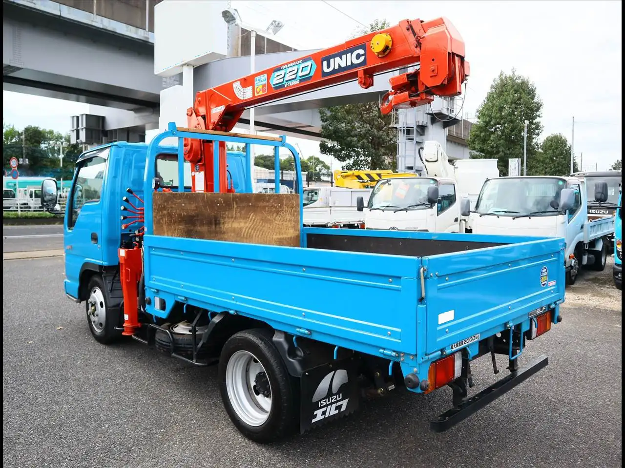 いすゞ エルフ 小型 クレーン付 3段 フックインの中古トラック画像4